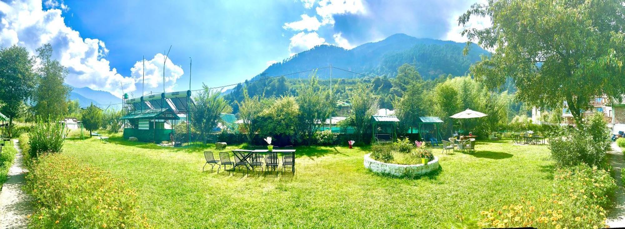 Himalayan Hill Queen Resort, Manali M98160-43400 Exterior foto